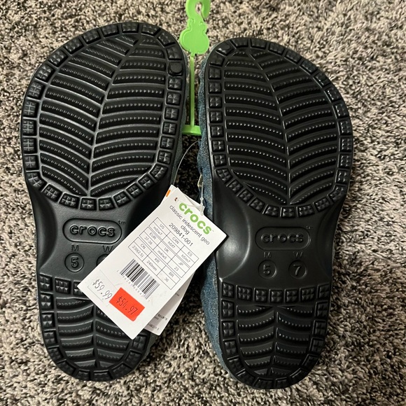 Crocs - Picture 3 of 5